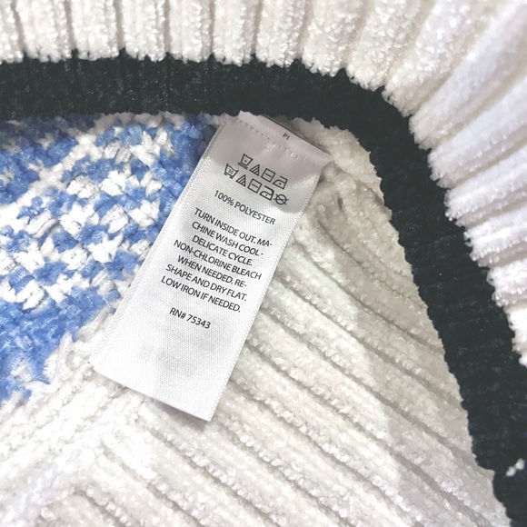 ✨💙 CHRISTIAN SIRIANO Patterned Sweater 💙✨ - Picture 7 of 8